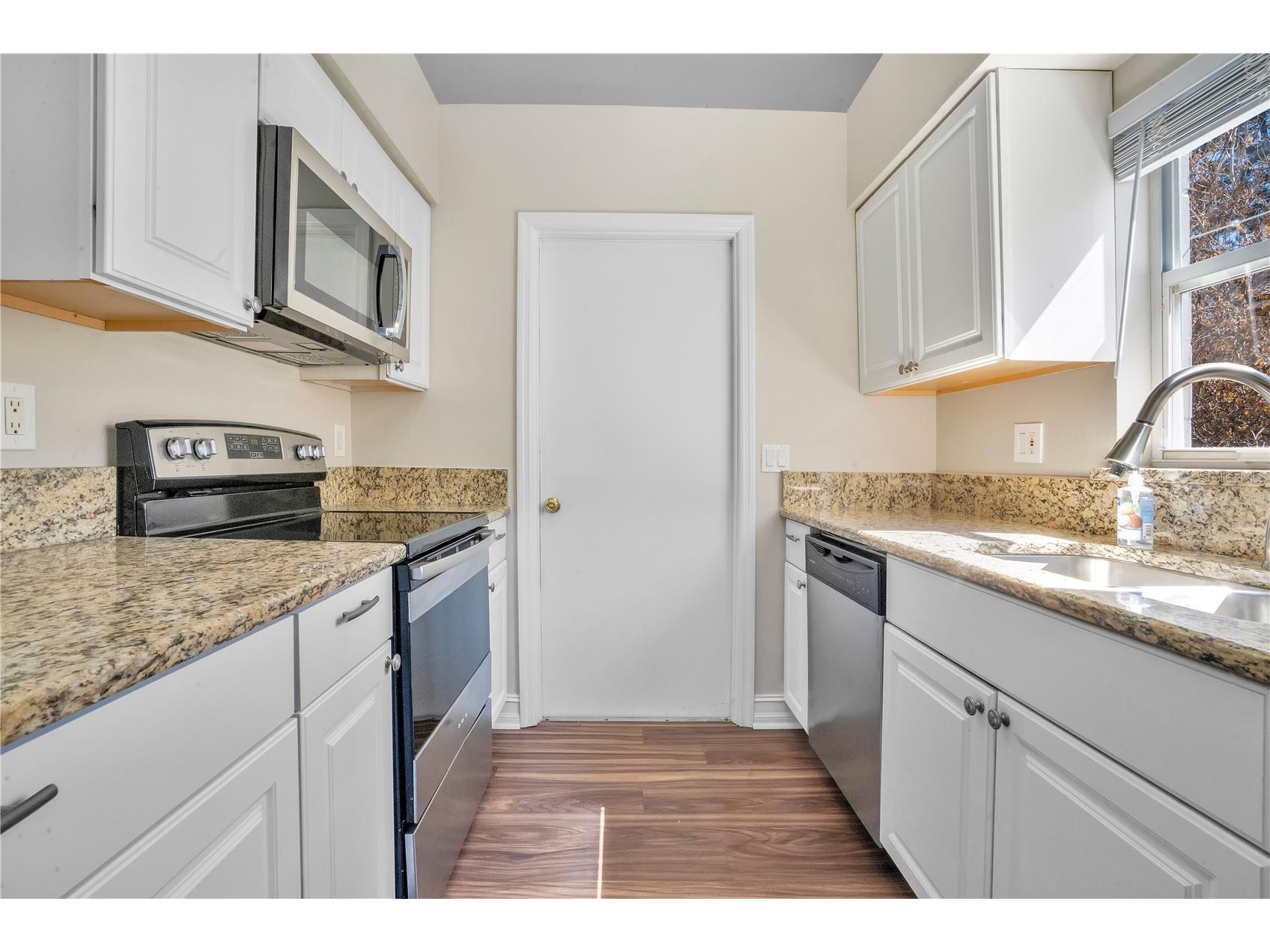 5215 Martinique Drive Lakeland FL 33812 L4959839 image11