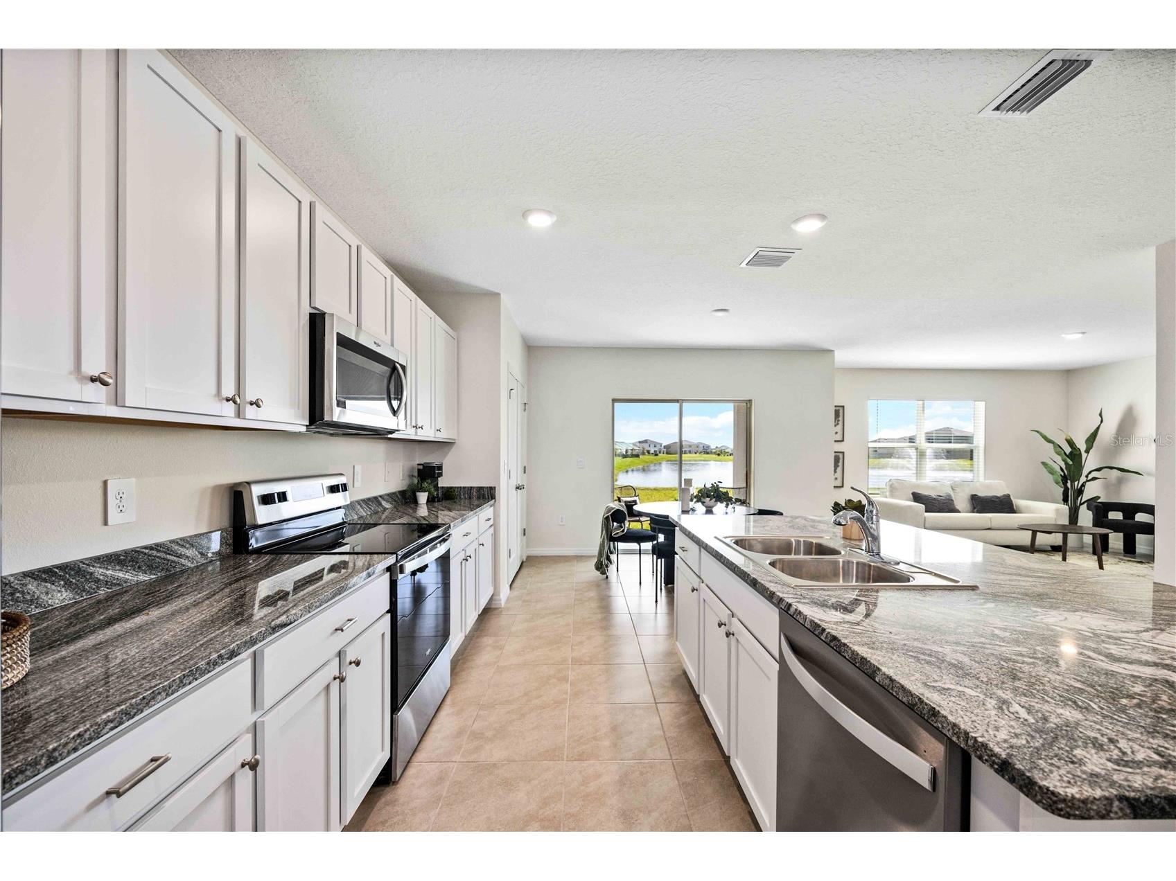 5215 Montelena Cove Bradenton FL 34211 A4668424 image8