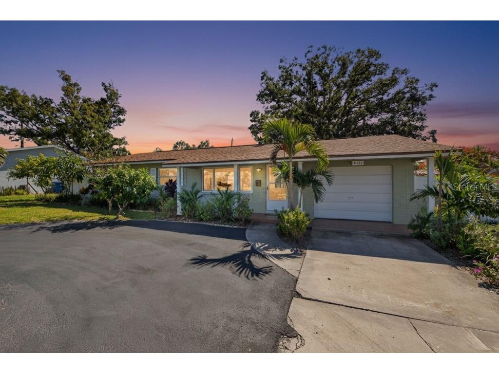 5216 30th Avenue N Saint Petersburg FL 33710 TB8441254 image1