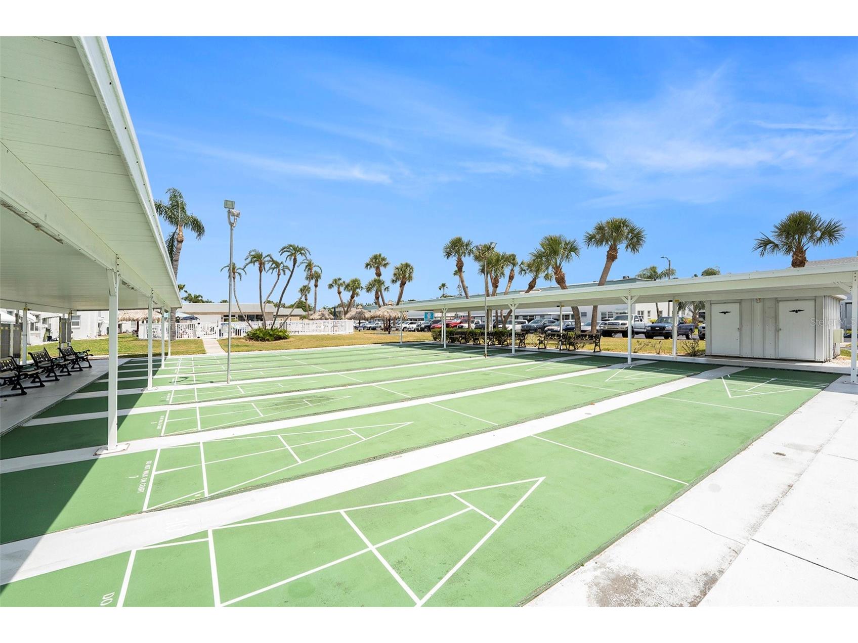 5216 81st Street N #2 Saint Petersburg FL 33709 TB8500418 image25