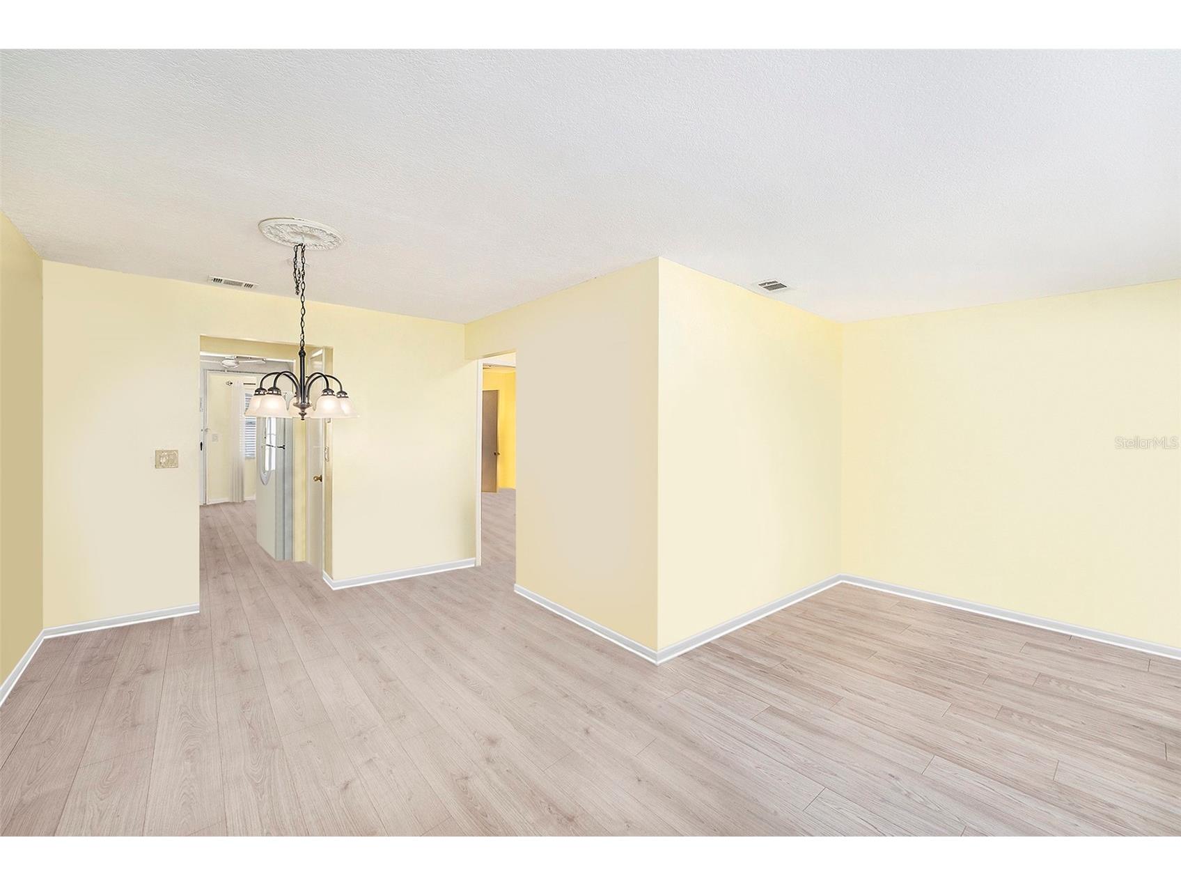 5216 81st Street N #2 Saint Petersburg FL 33709 TB8500418 image4