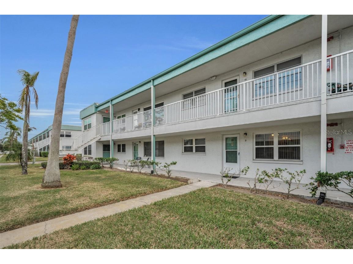 5216 81st Street N #3 Saint Petersburg FL 33709 TB8332433 image1