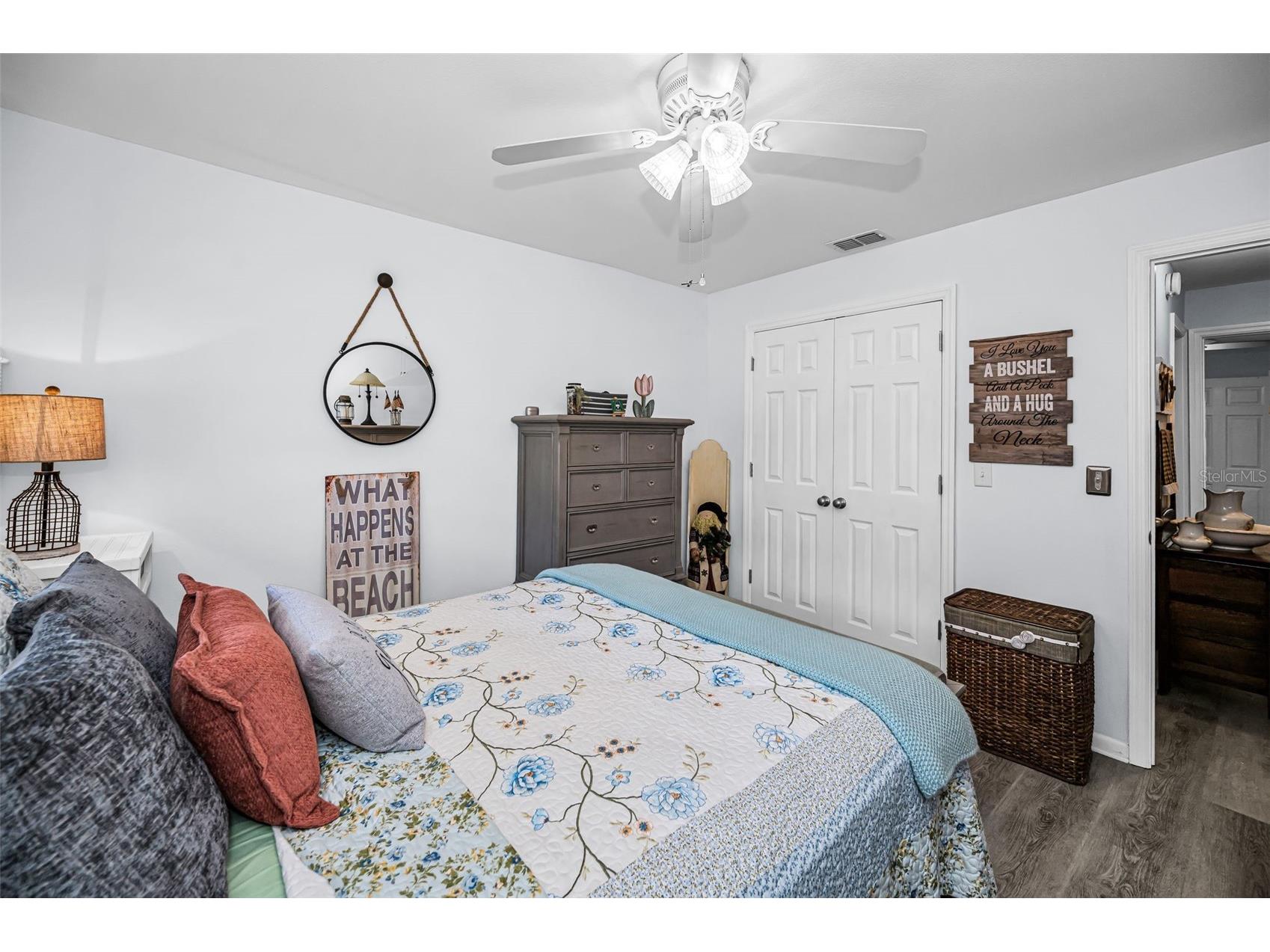 5216 81st Street N #5 Saint Petersburg FL 33709 TB8501889 image26
