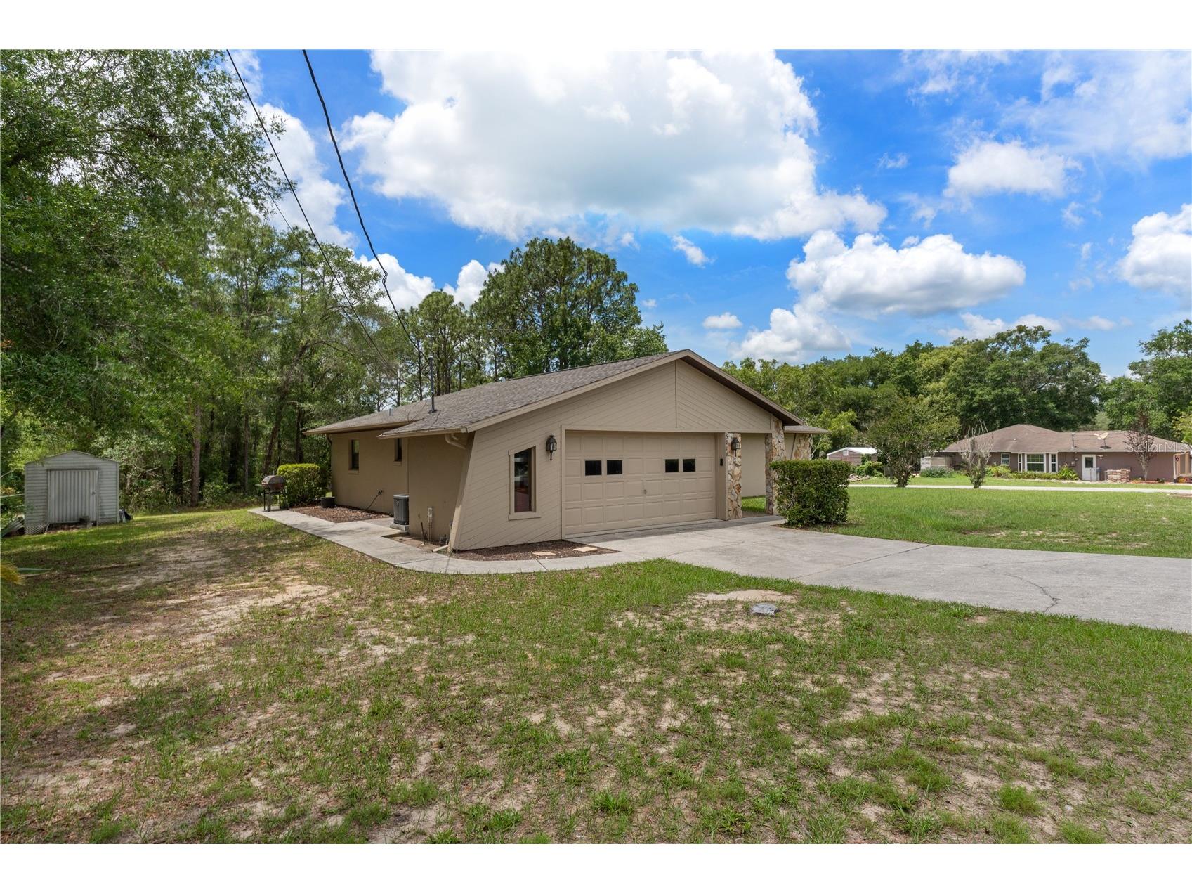 5216 E Hopp Lane Inverness FL 34452 W7886258 image3
