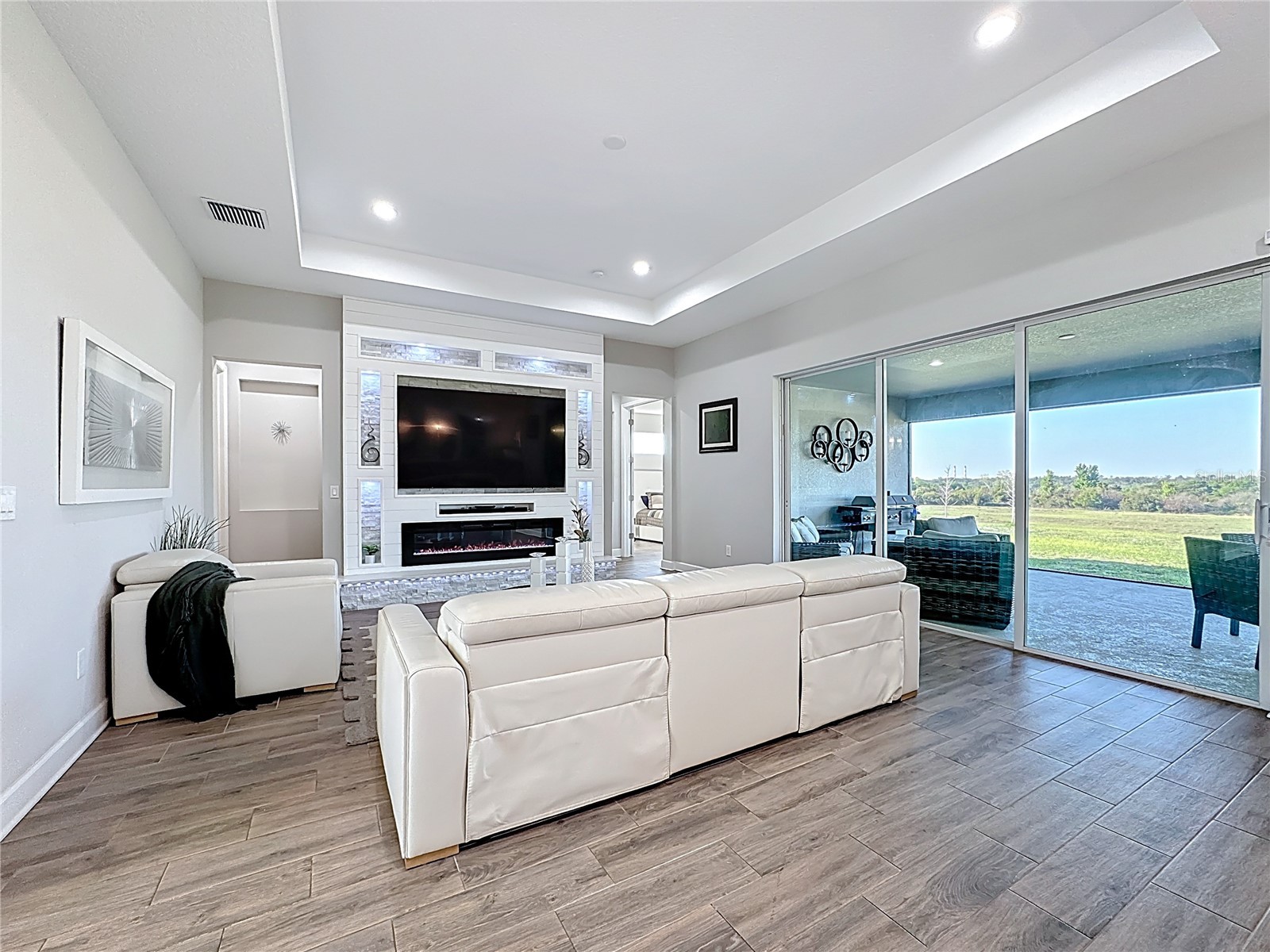 5216 Lake Venice Drive Wimauma FL 33598 TB8483599 image11