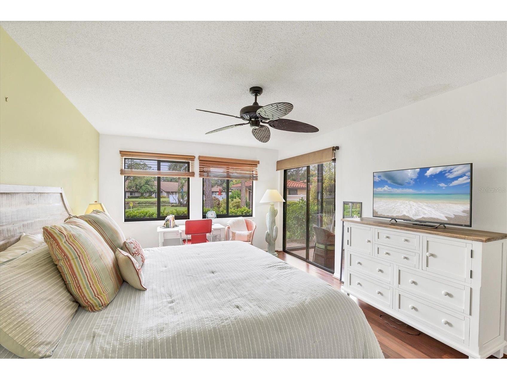 5216 Lake Village Drive #71 Sarasota FL 34235 A4664785 image21