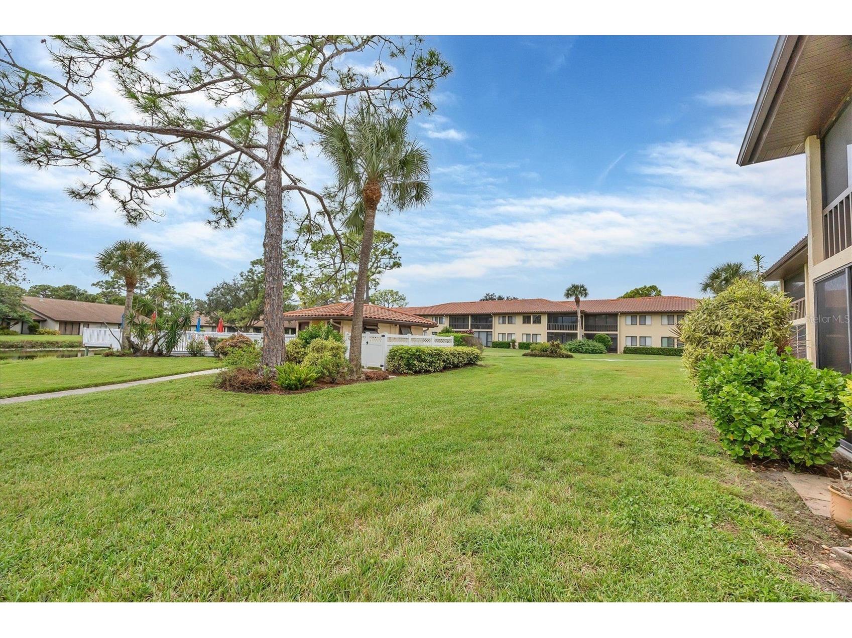 5216 Lake Village Drive #71 Sarasota FL 34235 A4664785 image41