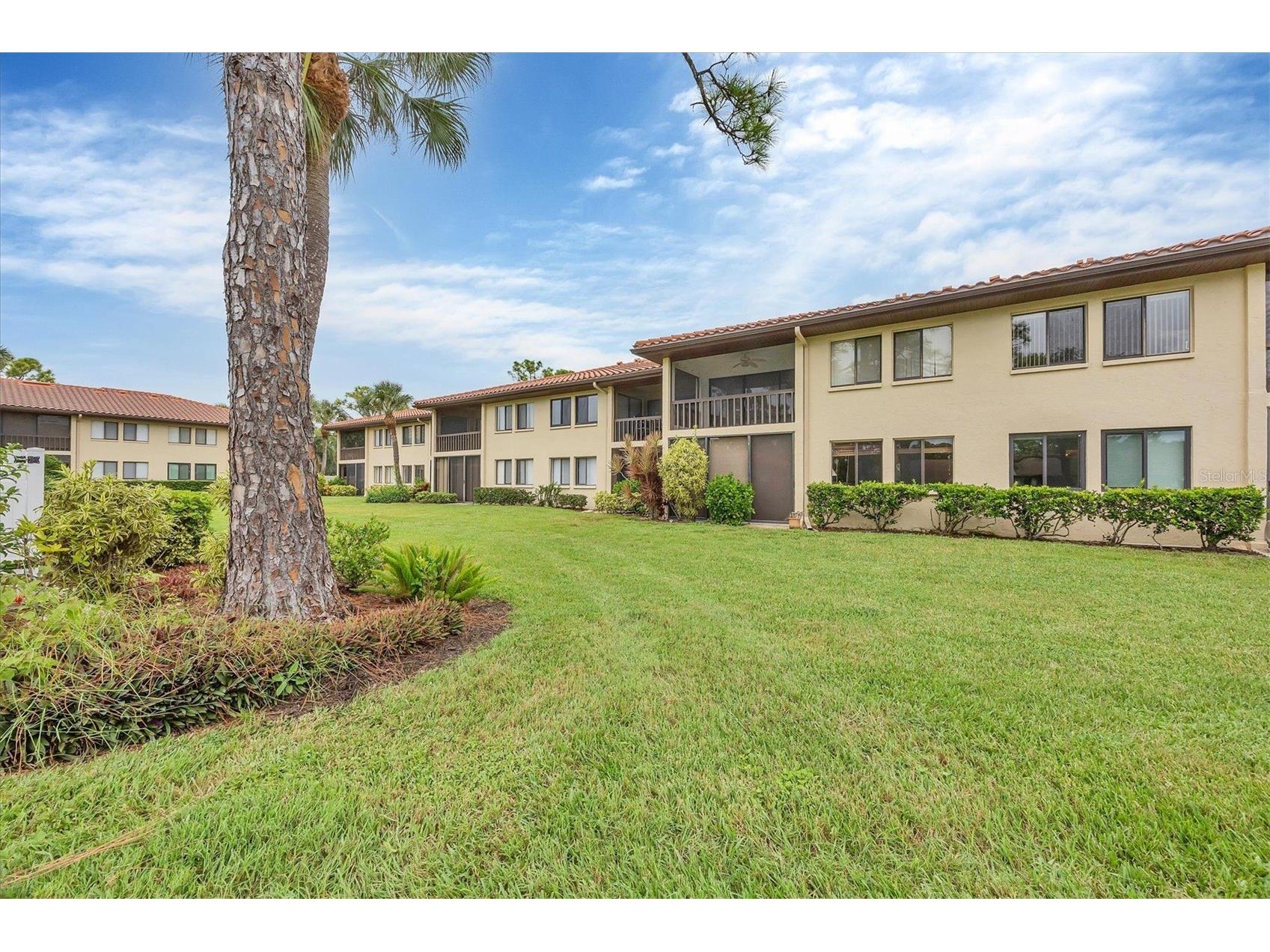 5216 Lake Village Drive #71 Sarasota FL 34235 A4664785 image60