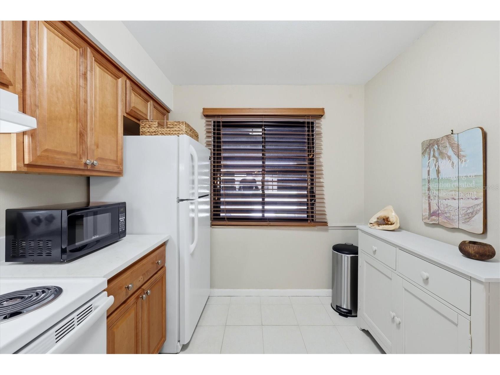 5216 Lake Village Drive #71 Sarasota FL 34235 A4664785 image81