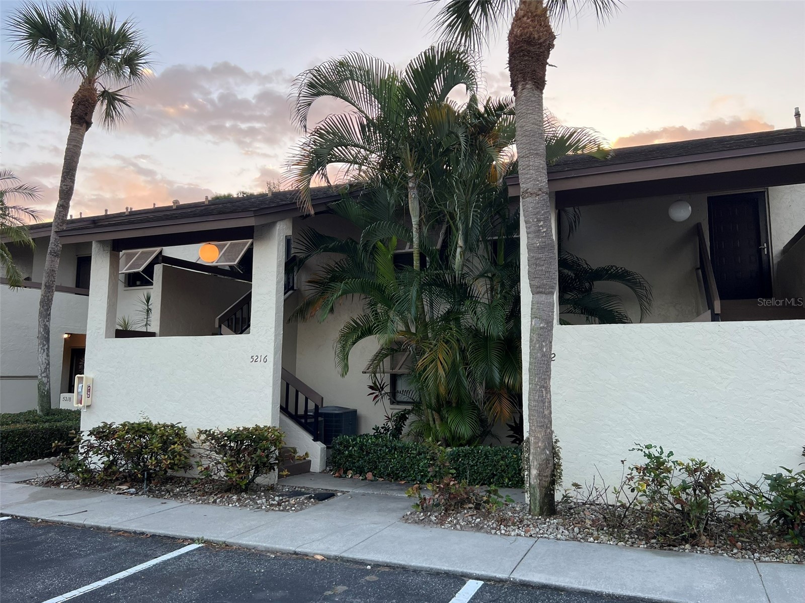 5216 Willow Links #82 Sarasota FL 34235 A4684221 image1