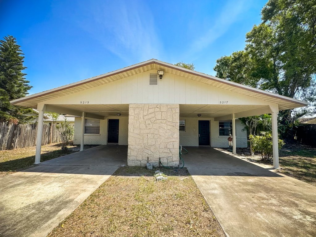 5217 30th Street W Bradenton FL 34207 A4565212 image1