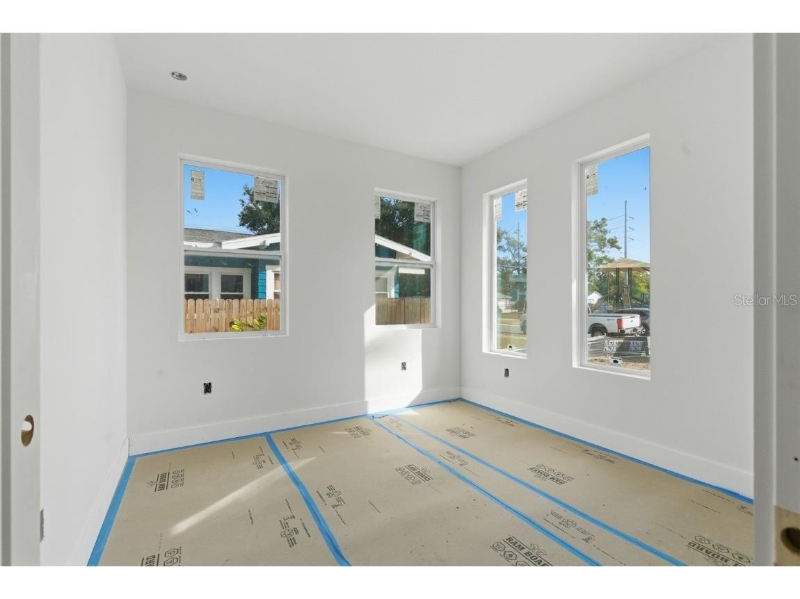 5217 4th Avenue S Saint Petersburg FL 33707 TB8432739 image12