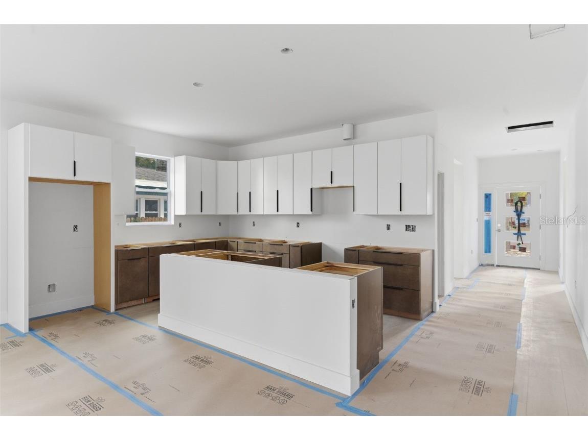 5217 4th Avenue S Saint Petersburg FL 33707 TB8432739 image9