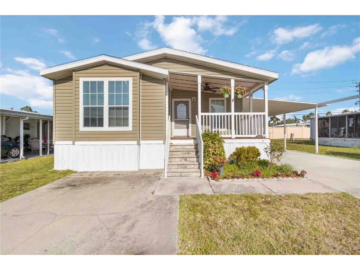 5217 4th Street E Bradenton FL 34203 A4645813 image1