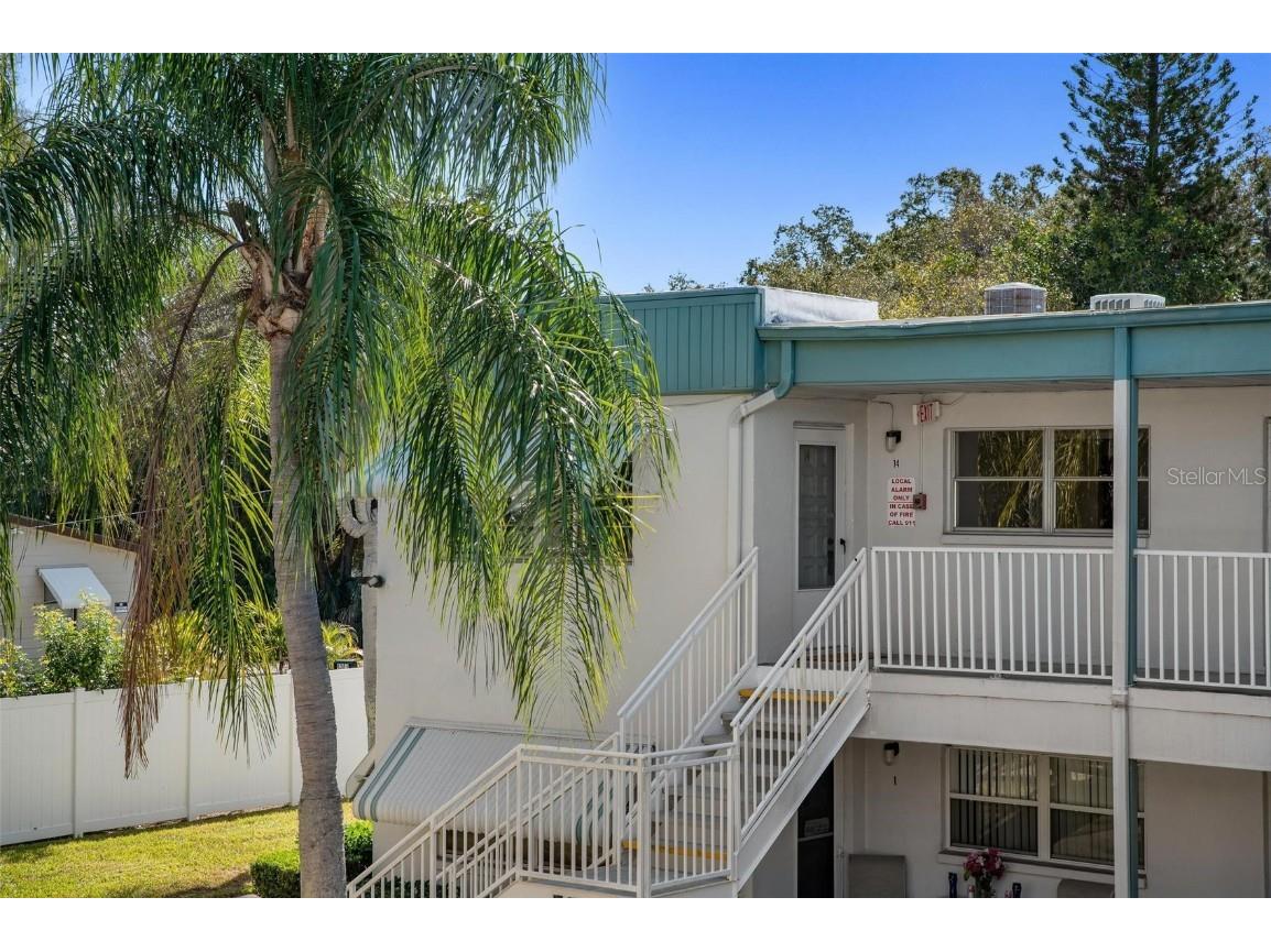 5217 81st Street N #14 Saint Petersburg FL 33709 A4667035 image2