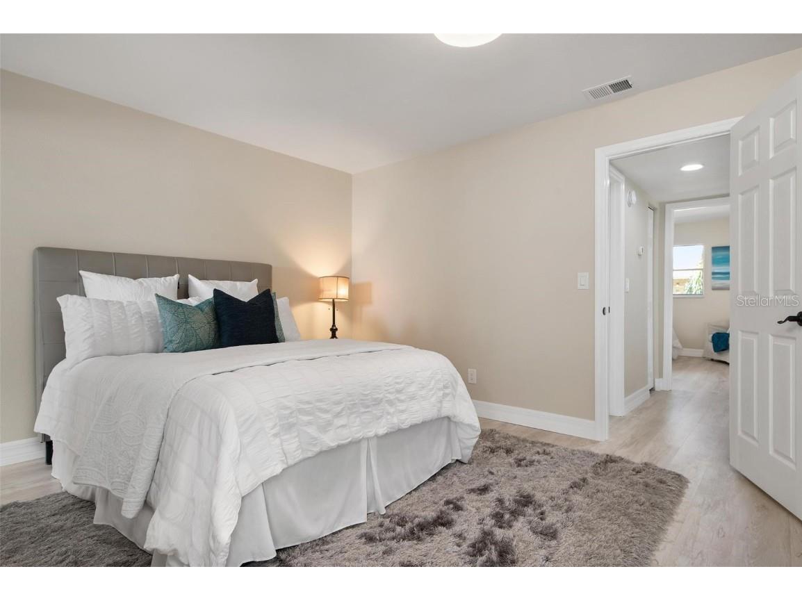 5217 81st Street N #14 Saint Petersburg FL 33709 A4667035 image9