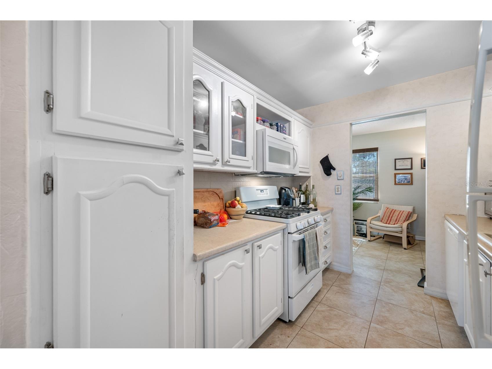 5217 81st Street N #16 Saint Petersburg FL 33709 TB8475931 image11