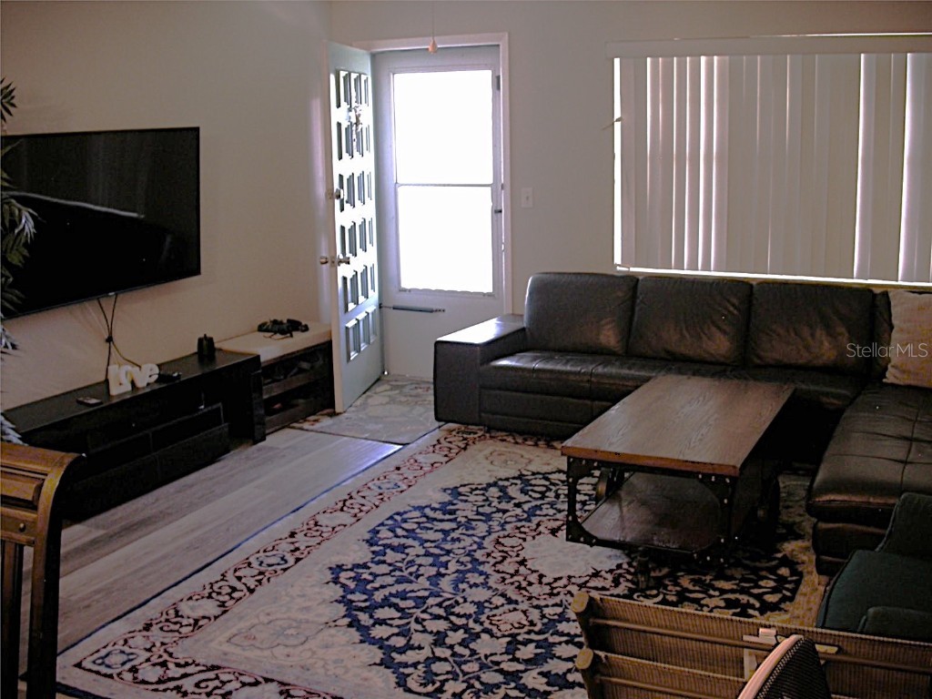 5217 81st Street N #22 Saint Petersburg FL 33709 TB8399902 image2