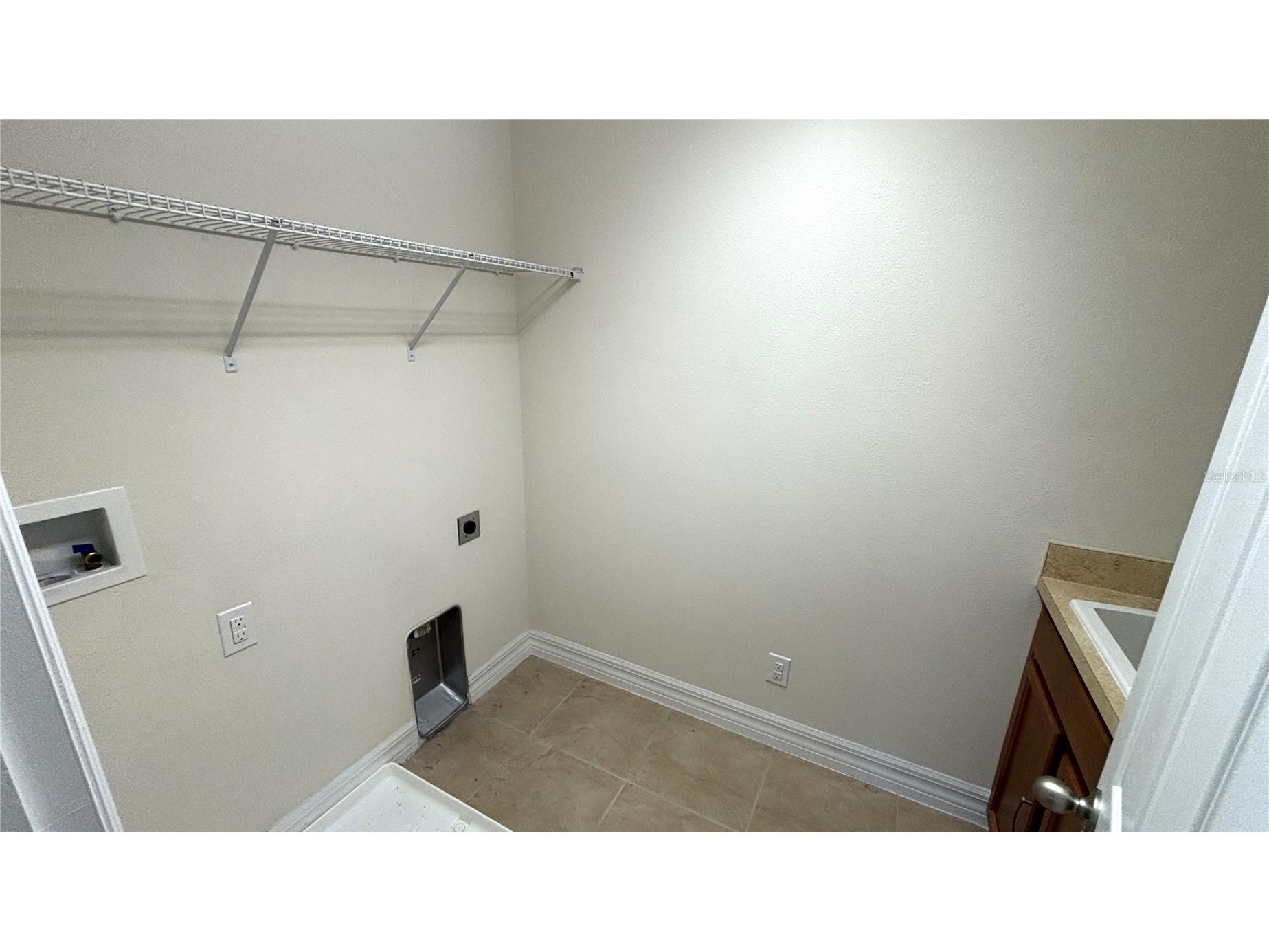 5217 Dove Tree Street Orlando FL 32811 O6398083 image34