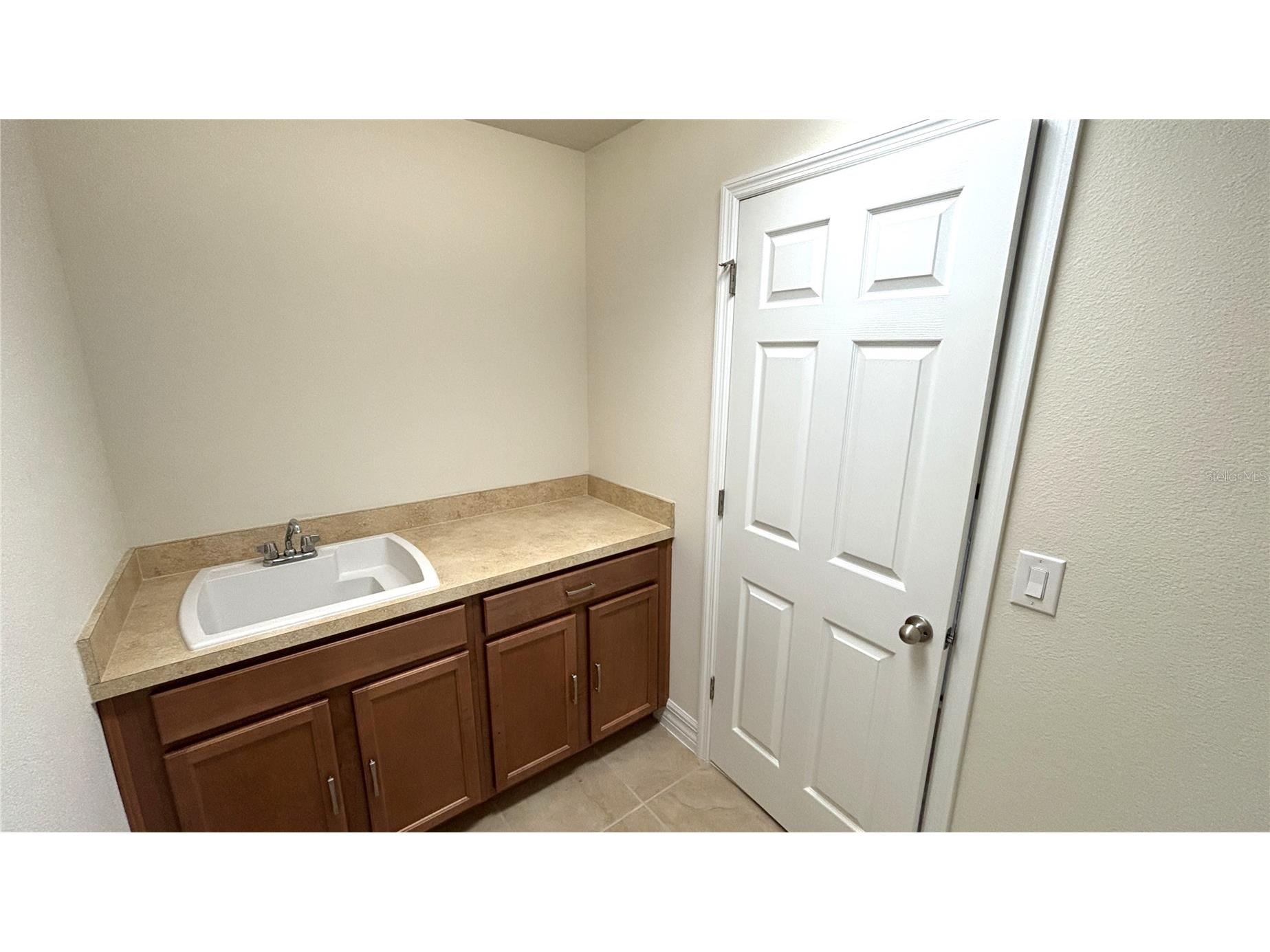 5217 Dove Tree Street Orlando FL 32811 O6398083 image35