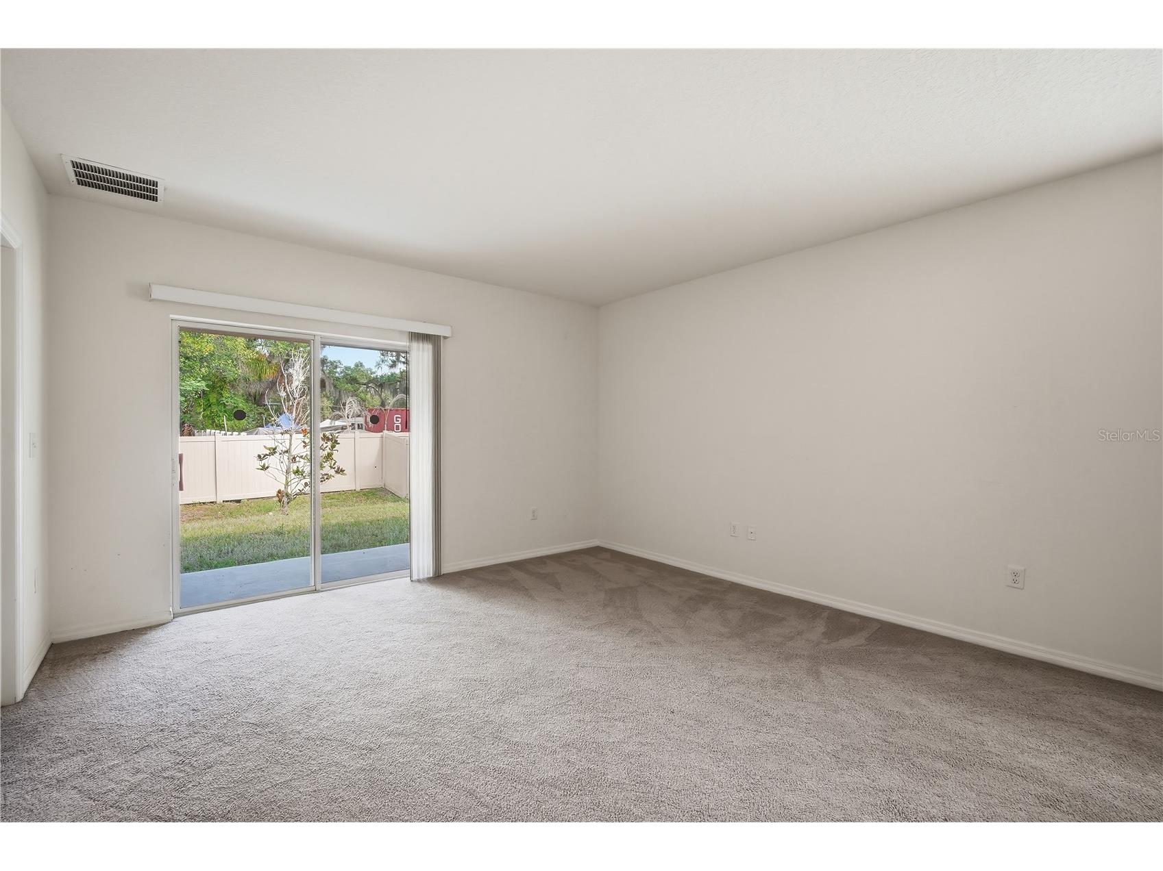 5217 Hillside Meadow Place Tampa FL 33610 TB8497556 image13