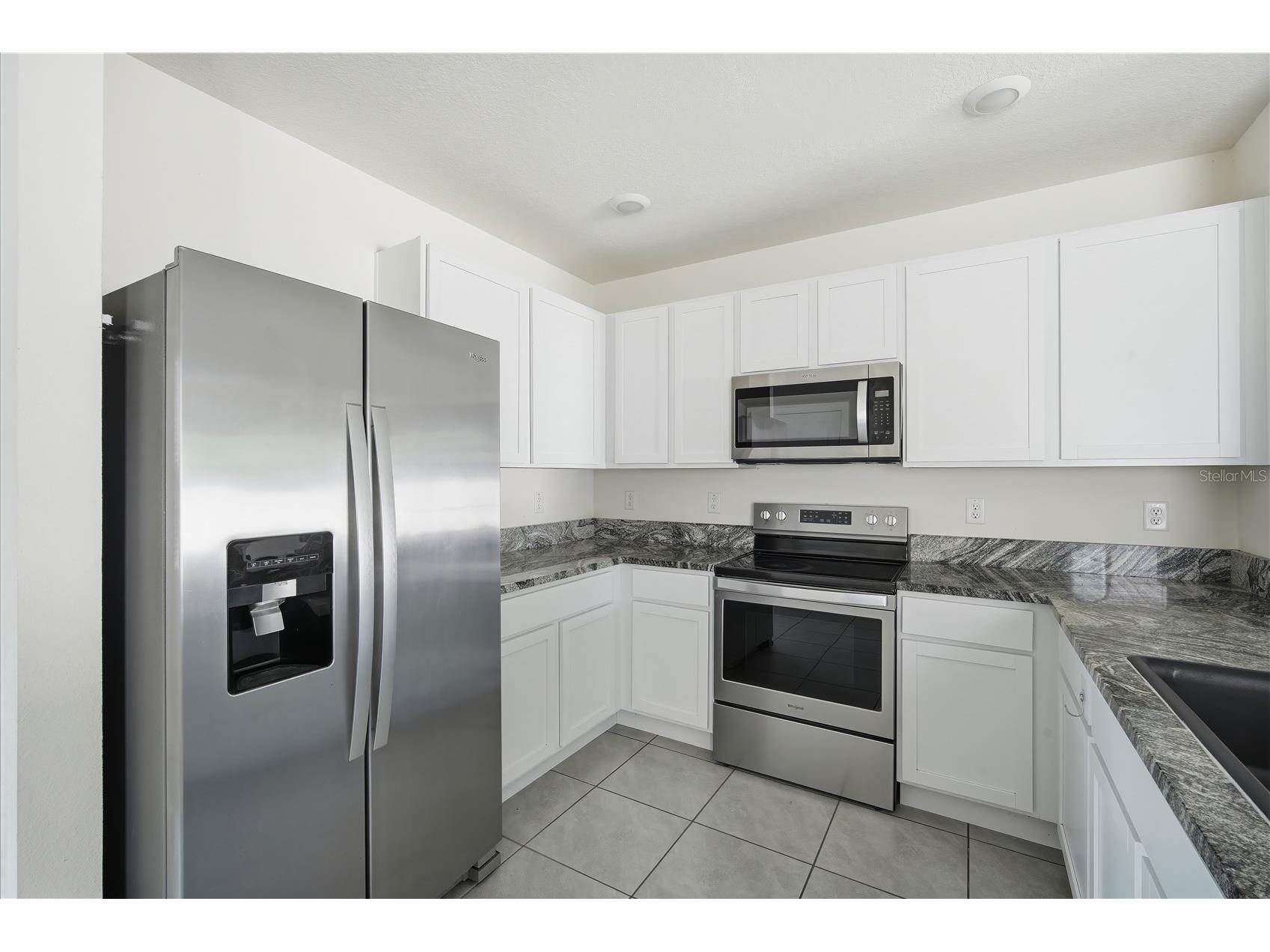 5217 Hillside Meadow Place Tampa FL 33610 TB8497556 image9