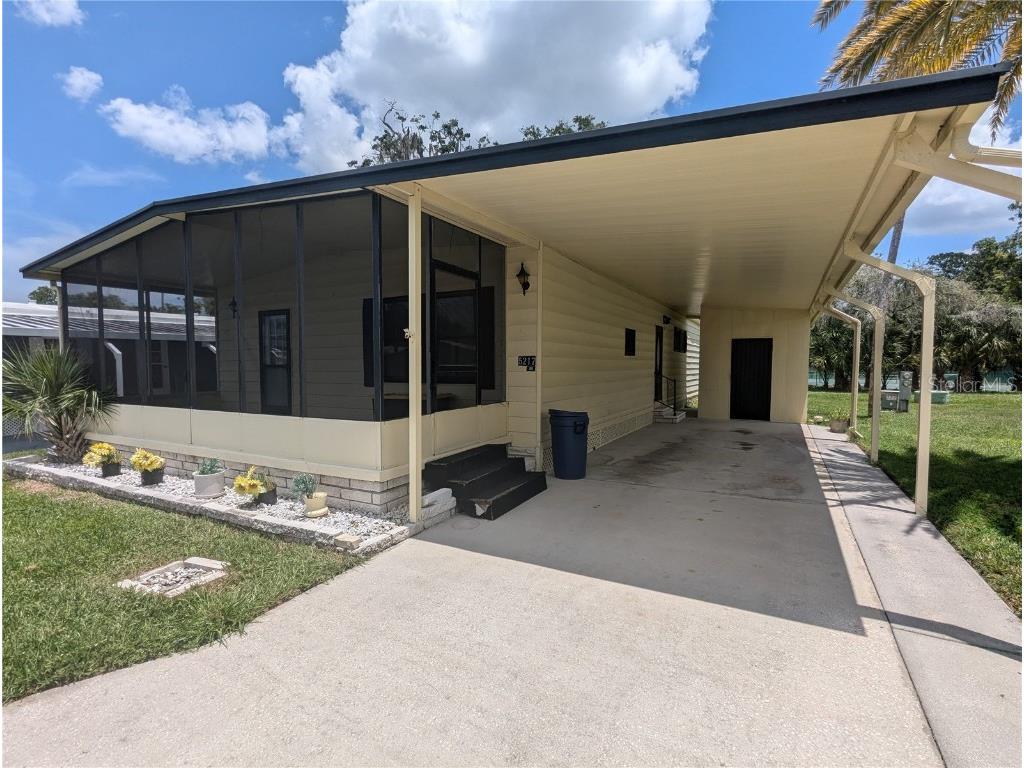 5217 Poinciana Circle New Port Richey FL 34653 W7867074 image1