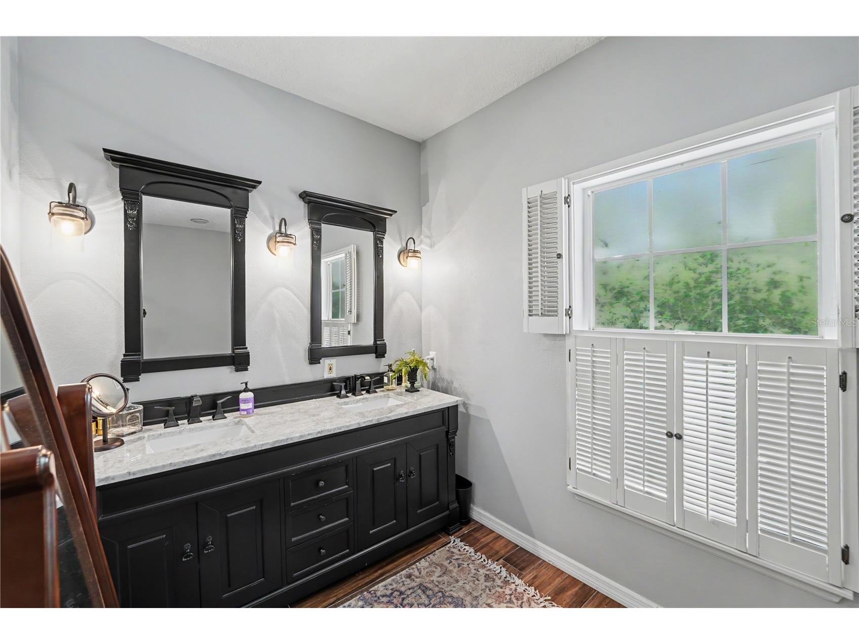 5217 S Crescent Dr Tampa FL 33611 TB8526512 image12