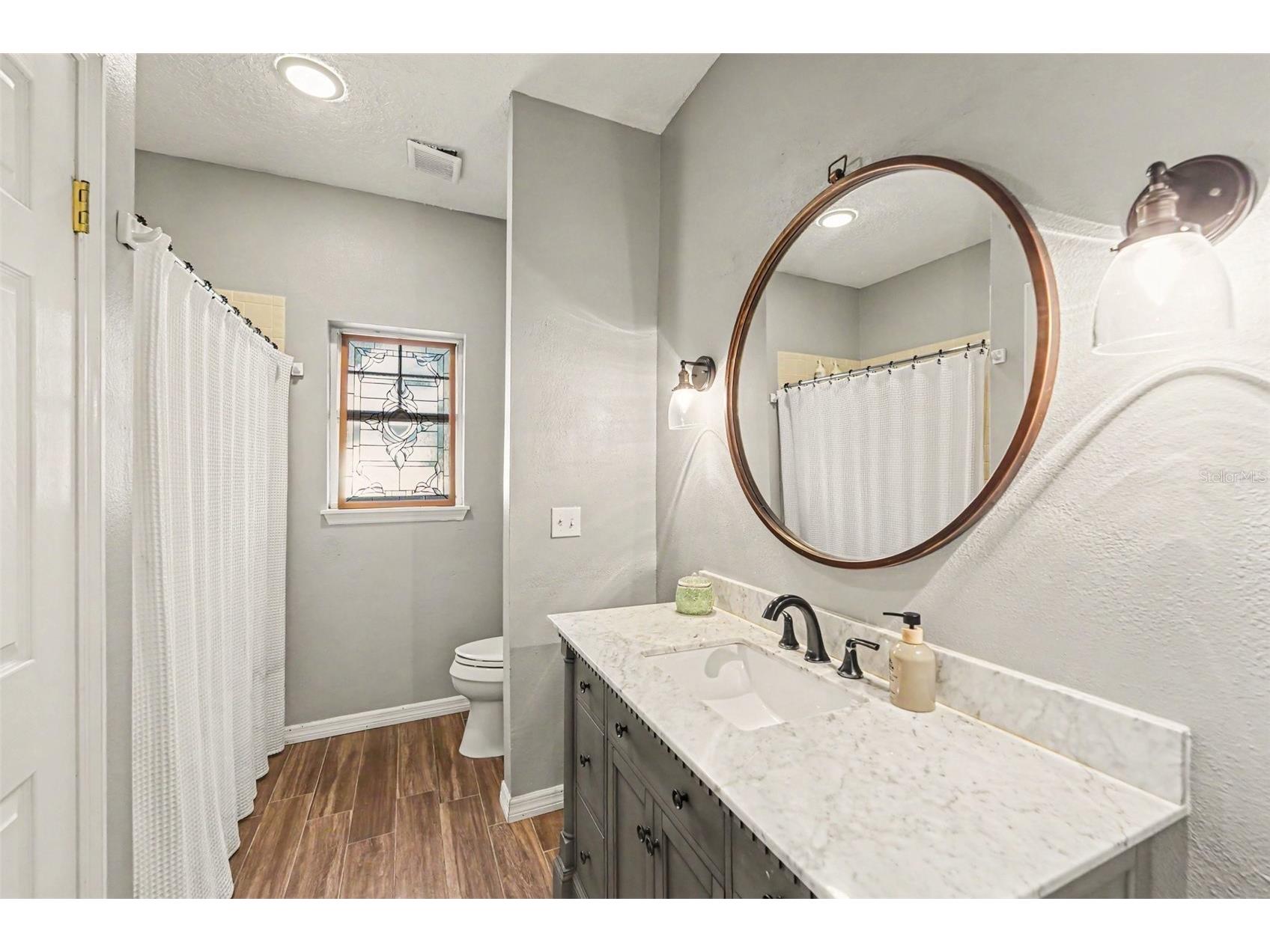 5217 S Crescent Dr Tampa FL 33611 TB8526512 image24