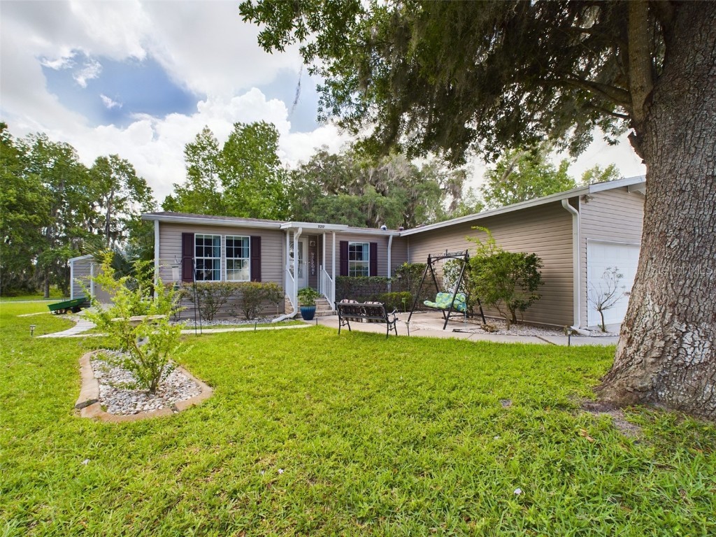 5217 Stratford Court Wildwood FL 34785 P4925958 image1