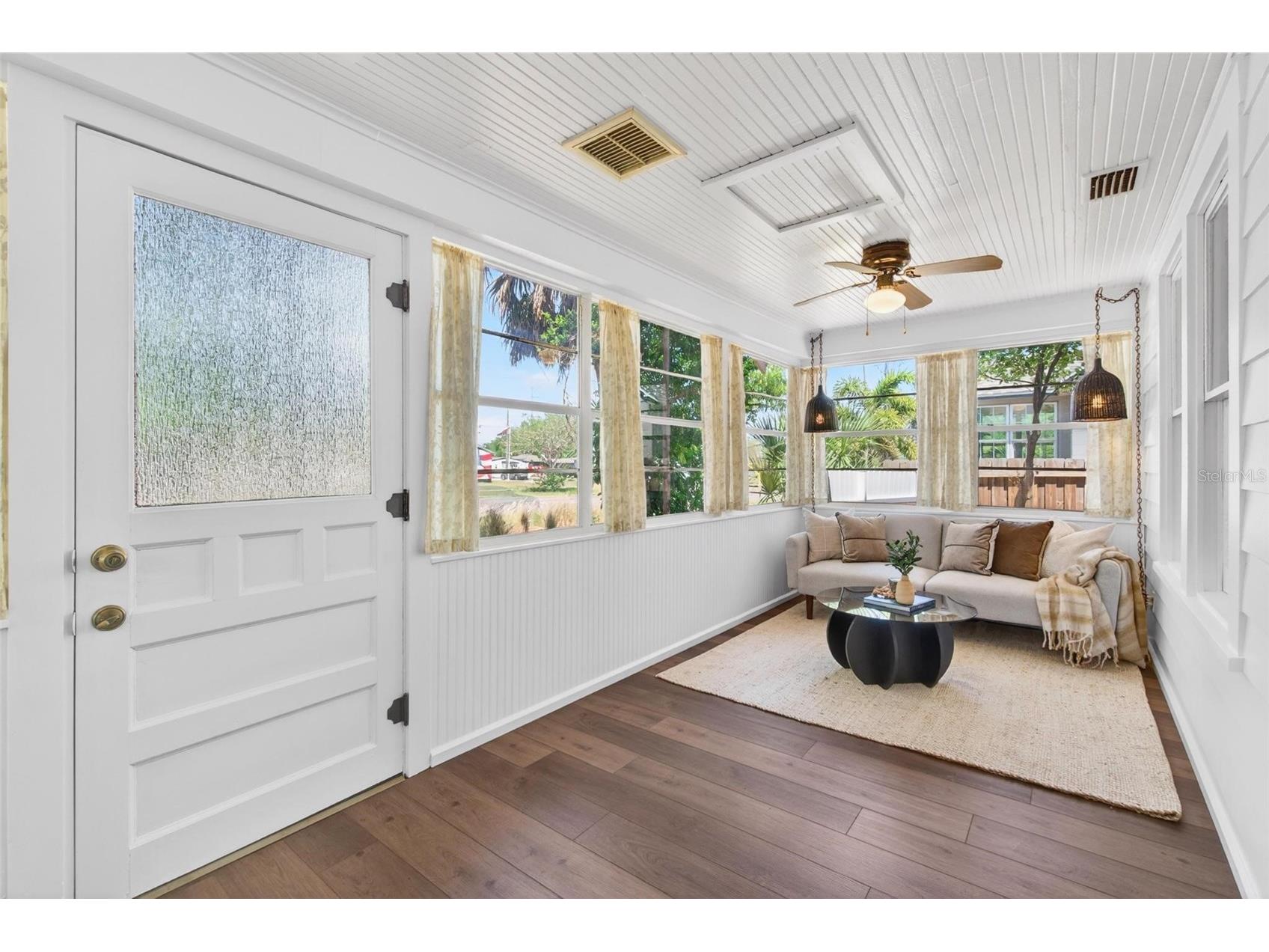5218 1st Avenue S Saint Petersburg FL 33707 TB8498818 image3