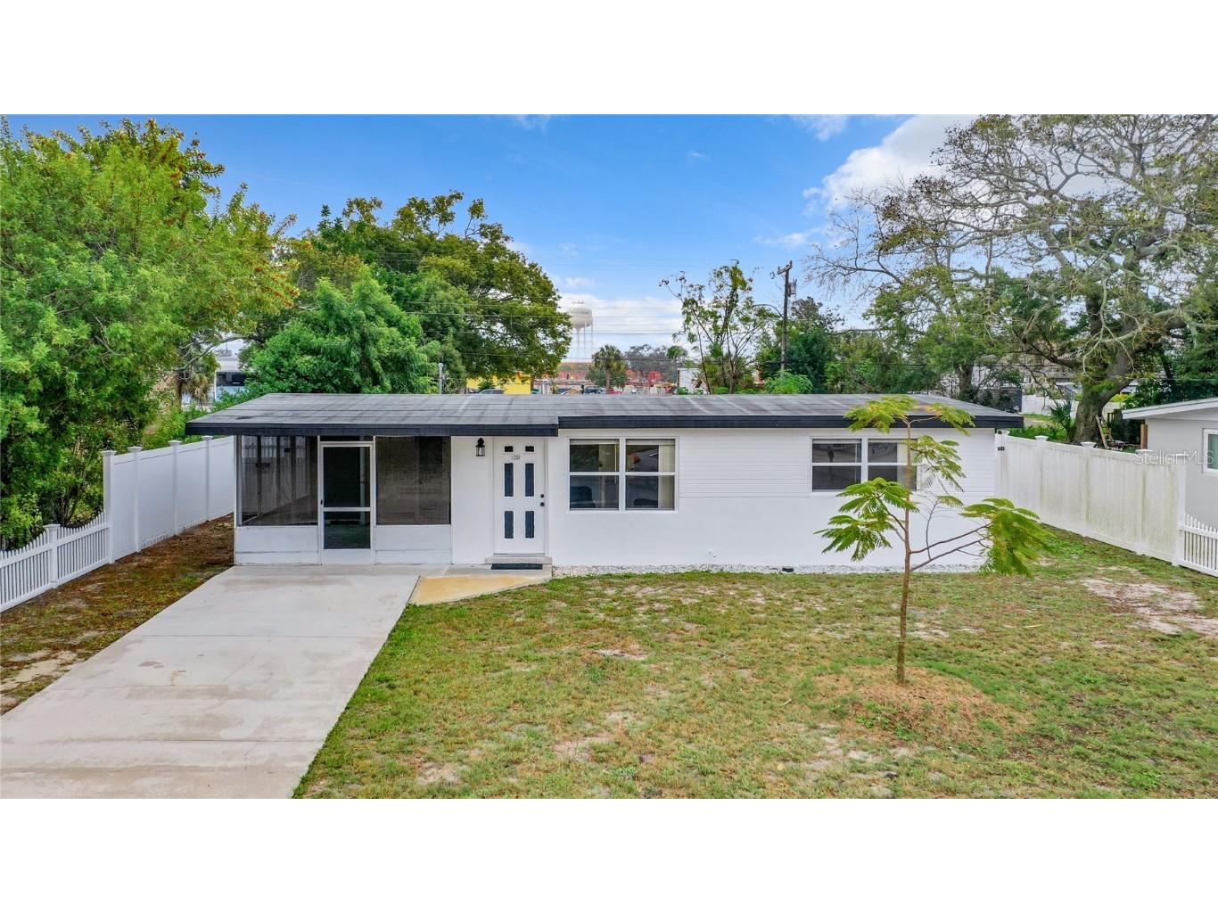 5218 Allamanda Drive New Port Richey FL 34652 W7861171 image1