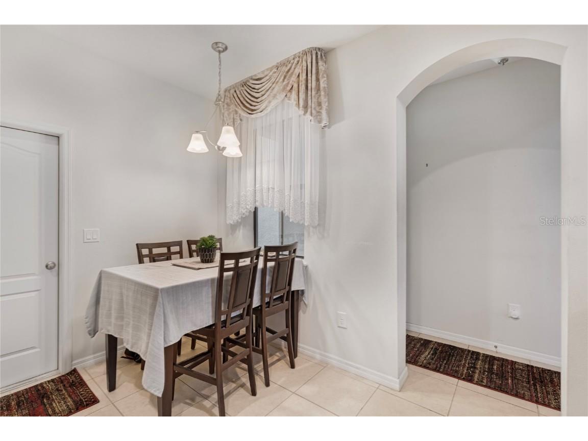 5218 Bay Isle Circle Clearwater FL 33760 TB8408945 image1