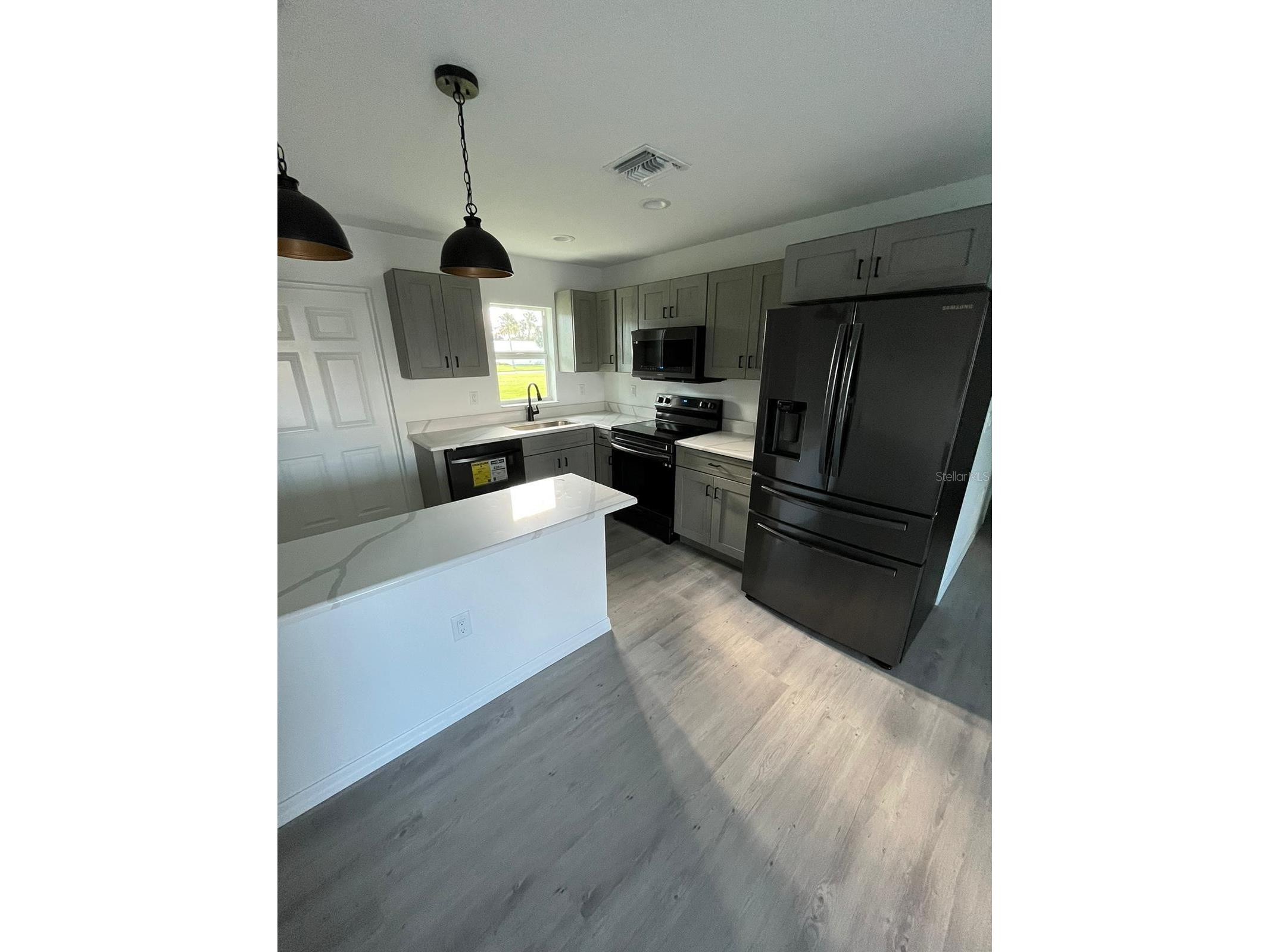 5218 SE 43rd Street Okeechobee FL 34974 TB8475891 image6