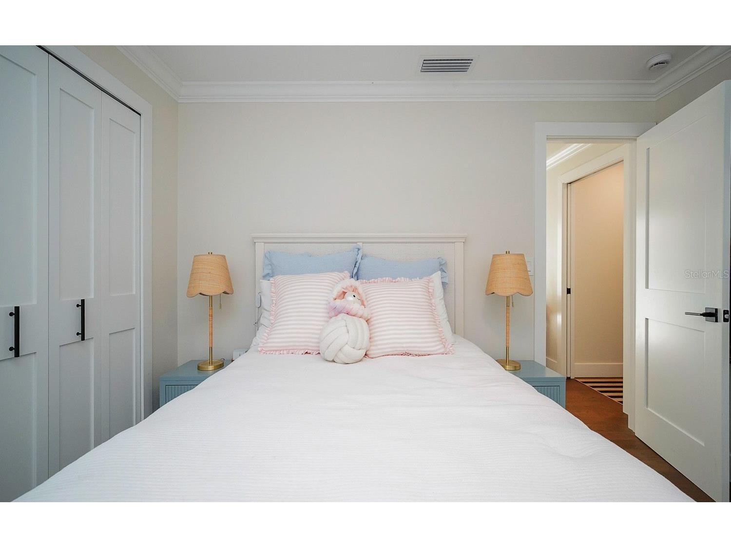 5218 Venetian Boulevard NE Saint Petersburg FL 33703 TB8521073 image27