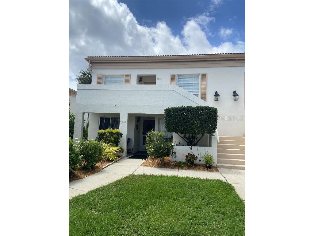5218 Wedgewood Lane #72 Sarasota FL 34235 A4567028 image1