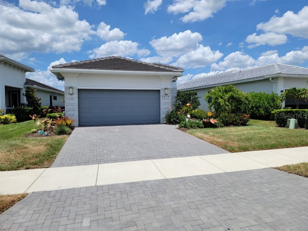 5219 Barnett Circle Bradenton FL 34211 A4654997 image1