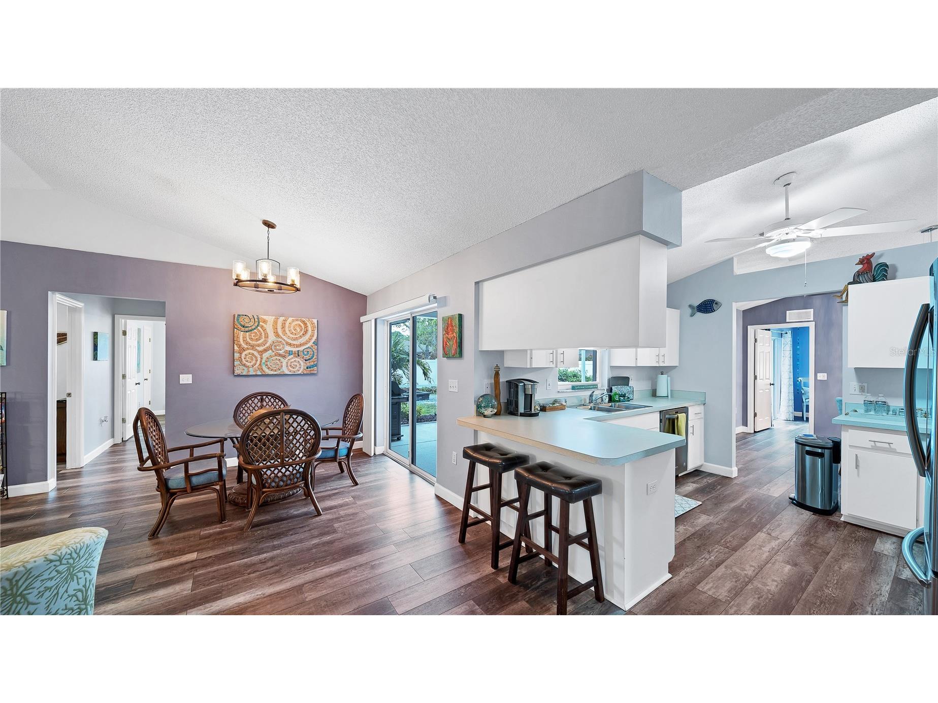 5219 Inverness Drive Sarasota FL 34243 A4689313 image9