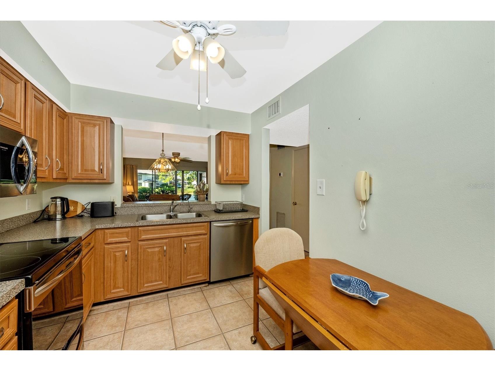 5219 Lake Village Drive #21 Sarasota FL 34235 A4677696 image14