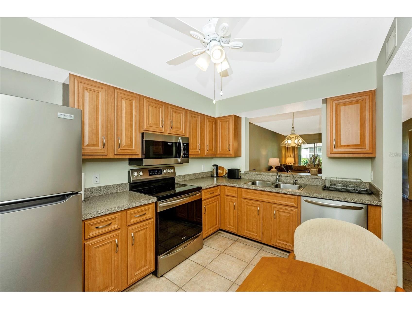 5219 Lake Village Drive #21 Sarasota FL 34235 A4677696 image15