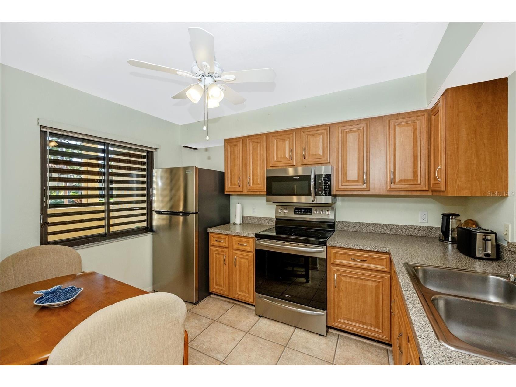 5219 Lake Village Drive #21 Sarasota FL 34235 A4677696 image2