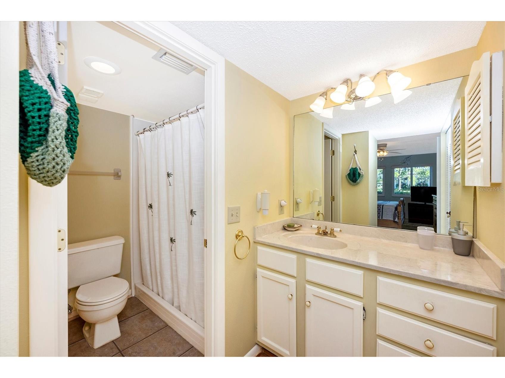 5219 Lake Village Drive #21 Sarasota FL 34235 A4677696 image26