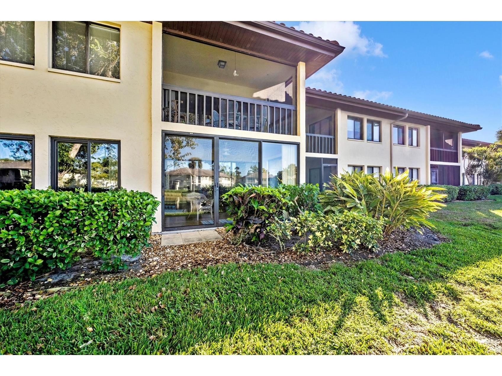 5219 Lake Village Drive #21 Sarasota FL 34235 A4677696 image40