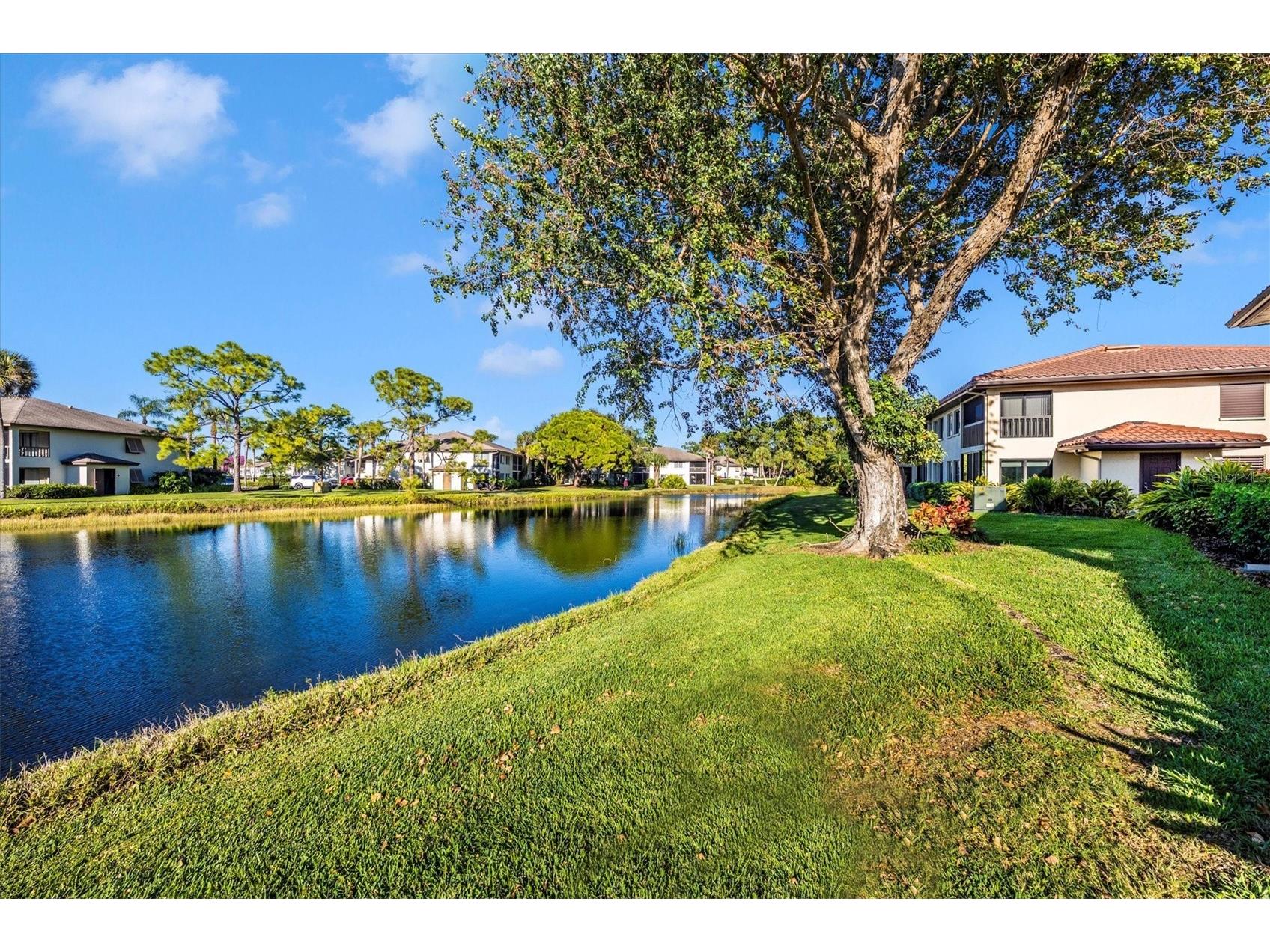 5219 Lake Village Drive #21 Sarasota FL 34235 A4677696 image45