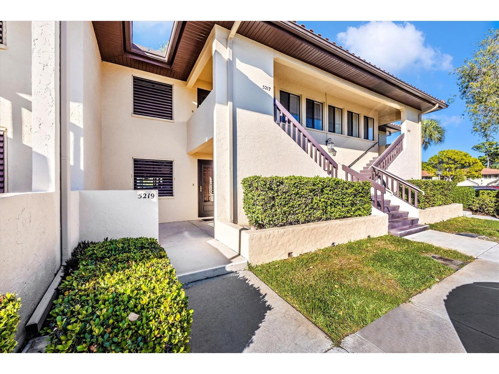 5219 Lake Village Drive #21 Sarasota FL 34235 A4677696 image48