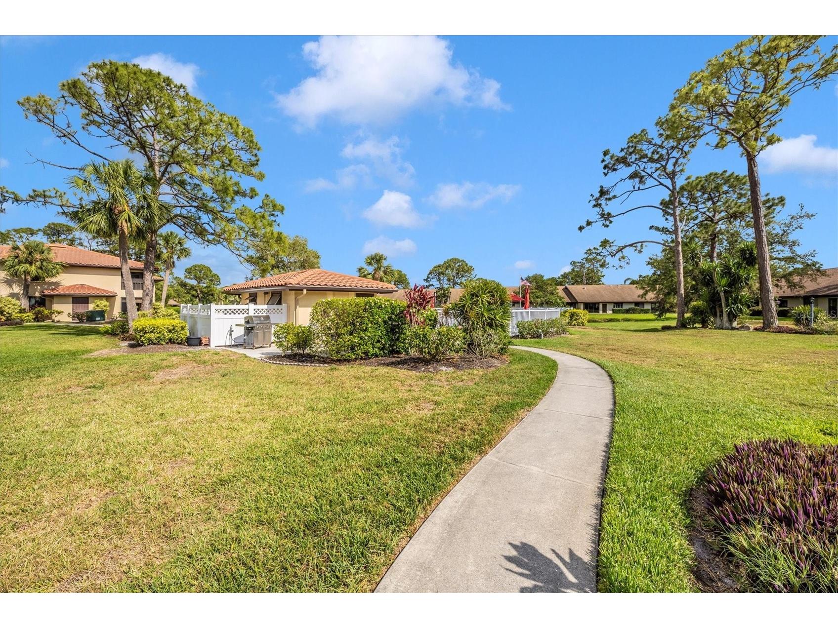 5219 Lake Village Drive #21 Sarasota FL 34235 A4677696 image64