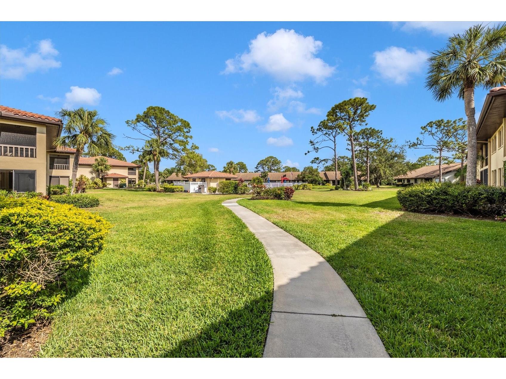 5219 Lake Village Drive #21 Sarasota FL 34235 A4677696 image65