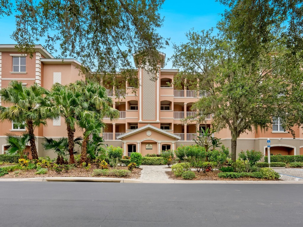 5219 Manorwood Drive #4B Sarasota FL 34235 A4578291 image1