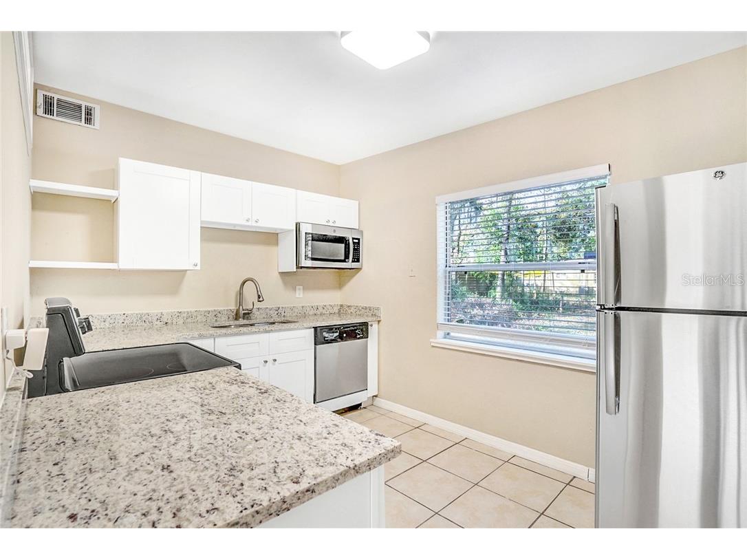 5219 Montague Place Orlando FL 32808 O5829109 image6