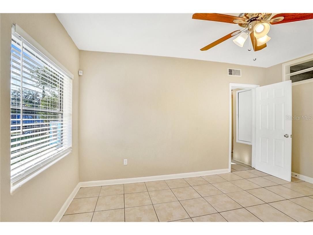 5219 Montague Place Orlando FL 32808 O5829109 image9